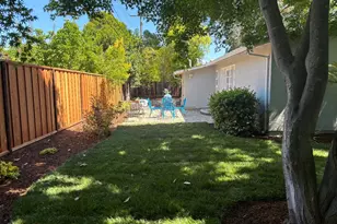 2355 Louis Rd, Palo Alto, CA 94303 - Photo 16
