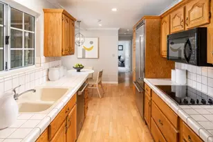 124 Jardin Dr, Los Altos, CA 94022 - Photo 6