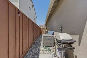 914 Fulton Way, Hollister, CA 95023 - Photo 34