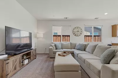 914 Fulton Way, Hollister, CA 95023 - Photo 10
