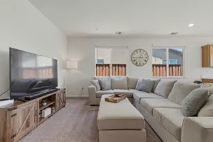 914 Fulton Way, Hollister, CA 95023 - Photo 10