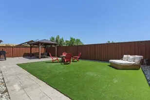 914 Fulton Way, Hollister, CA 95023 - Photo 28