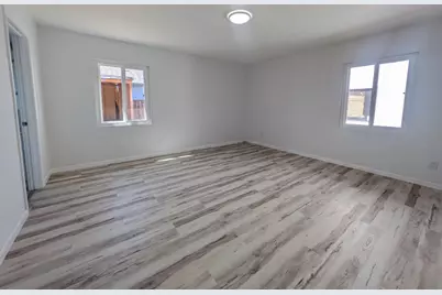 194 S 24th St, San Jose, CA 95116 - Photo 14
