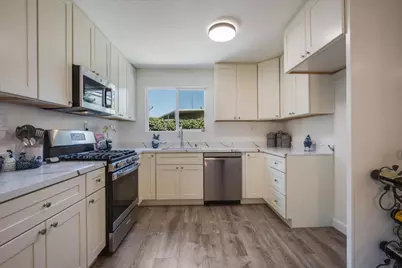 8240 Springdale Ct, Gilroy, CA 95020 - Photo 8