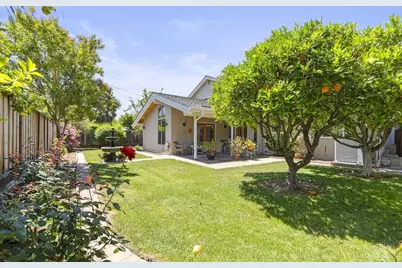 10730 La Roda Dr, Cupertino, CA 95014 - Photo 30