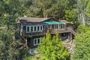 642 Park Rd, Redwood City, CA 94062 - Photo 1