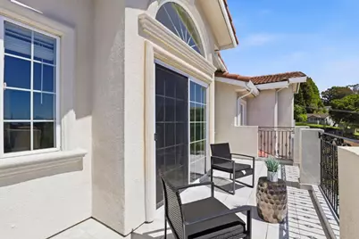 2390 Rainbow Ct, Hayward, CA 94542 - Photo 14