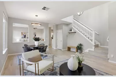 10756 Craigtown Ln, Dublin, CA 94568 - Photo 2