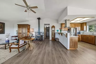 3401 Riviera West Dr, Kelseyville, CA 95451 - Photo 6