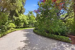 90 Holbrook Ln, Atherton, CA 94027 - Photo 2