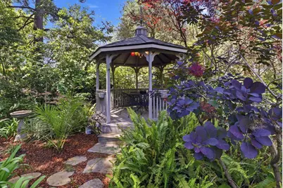 90 Holbrook Ln, Atherton, CA 94027 - Photo 56