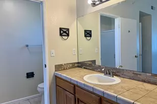 8665 N Cedar Ave 128, Fresno, CA 93720 - Photo 22