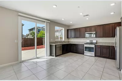 221 Caputo Cir, Oakley, CA 94561 - Photo 12