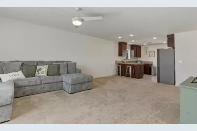 395 Yandris Ct, Los Banos, CA 93635 - Photo 4