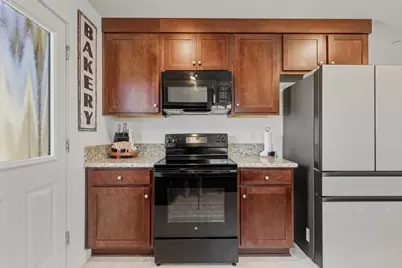 395 Yandris Ct, Los Banos, CA 93635 - Photo 12