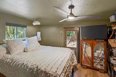 21477 Old Mine Rd, Los Gatos, CA 95033 - Photo 16