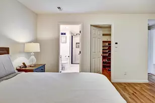 2323 Mastlands Dr, Oakland, CA 94611 - Photo 30