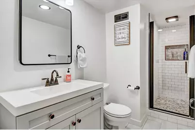 2323 Mastlands Dr, Oakland, CA 94611 - Photo 32