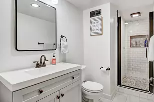 2323 Mastlands Dr, Oakland, CA 94611 - Photo 32