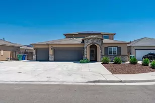1381 Riverbank Dr, Madera, CA 93637 - Photo 1