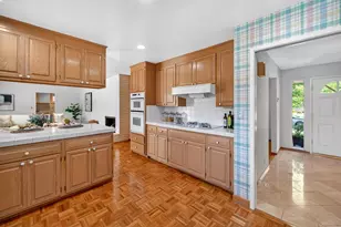 1355 Robsheal Dr, San Jose, CA 95125 - Photo 14