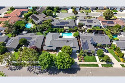 1355 Robsheal Dr, San Jose, CA 95125 - Photo 40