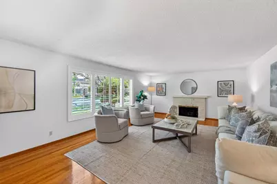 1355 Robsheal Dr, San Jose, CA 95125 - Photo 6