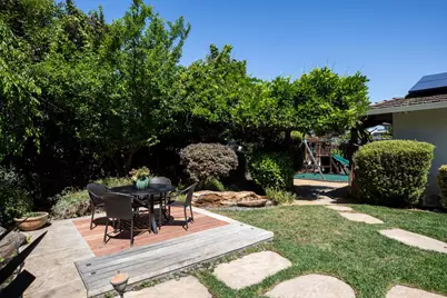 1310 Harwalt Dr, Los Altos, CA 94024 - Photo 28