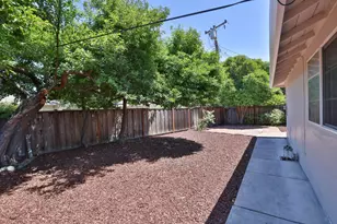 263 E Hemlock Ave, Sunnyvale, CA 94085 - Photo 16