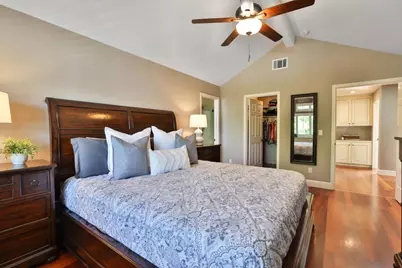 5645 Bergamo Ct, San Jose, CA 95118 - Photo 14