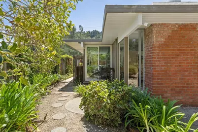 2236 Bunker Hill Dr, San Mateo, CA 94402 - Photo 24