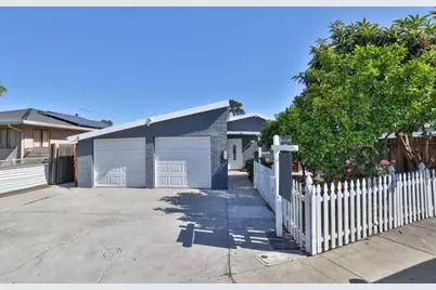 434 Hibiscus Ct, East Palo Alto, CA 94303 - Photo 1