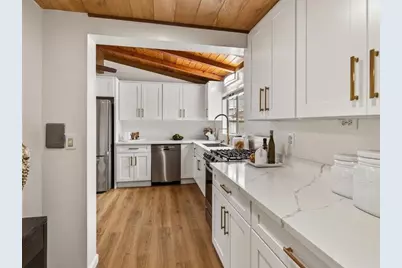 10525 Barnhart Ct, Cupertino, CA 95014 - Photo 10