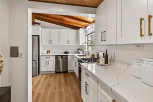 10525 Barnhart Ct, Cupertino, CA 95014 - Photo 10