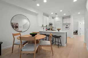 728 City Walk Pl 4, Hayward, CA 94541 - Photo 2