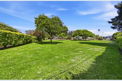 200 Cortez St, Capitola, CA 95010 - Photo 38