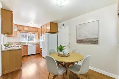 1126 W Knickerbocker Dr, Sunnyvale, CA 94087 - Photo 18