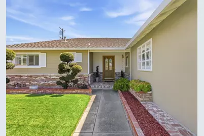 1126 W Knickerbocker Dr, Sunnyvale, CA 94087 - Photo 8