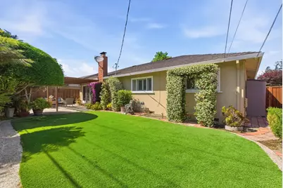 1126 W Knickerbocker Dr, Sunnyvale, CA 94087 - Photo 36