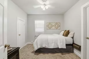827 Central Ave, Hollister, CA 95023 - Photo 8