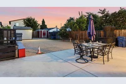 827 Central Ave, Hollister, CA 95023 - Photo 26