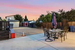 827 Central Ave, Hollister, CA 95023 - Photo 26