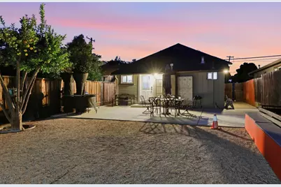 827 Central Ave, Hollister, CA 95023 - Photo 32