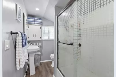 827 Central Ave, Hollister, CA 95023 - Photo 12