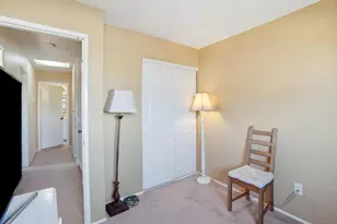 1825 Cherokee Dr 2, Salinas, CA 93906 - Photo 16