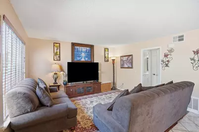 1825 Cherokee Dr 2, Salinas, CA 93906 - Photo 6