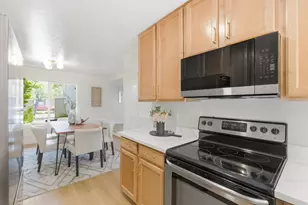 10157 Camberley Ln, Cupertino, CA 95014 - Photo 12