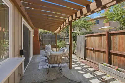 10157 Camberley Ln, Cupertino, CA 95014 - Photo 38