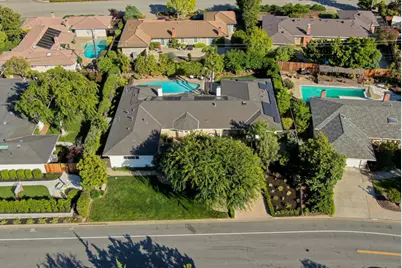 20318 Miljevich Dr, Saratoga, CA 95070 - Photo 76