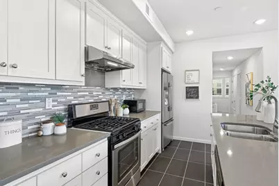2011 Mahuron Cir, San Jose, CA 95133 - Photo 10